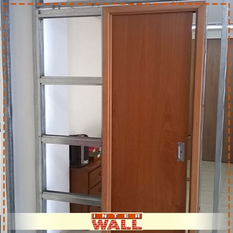 Empresa Portas de Correr Embutida Parede Drywall Itanhaém - Empresa de Porta de Correr Embutida para Cozinha